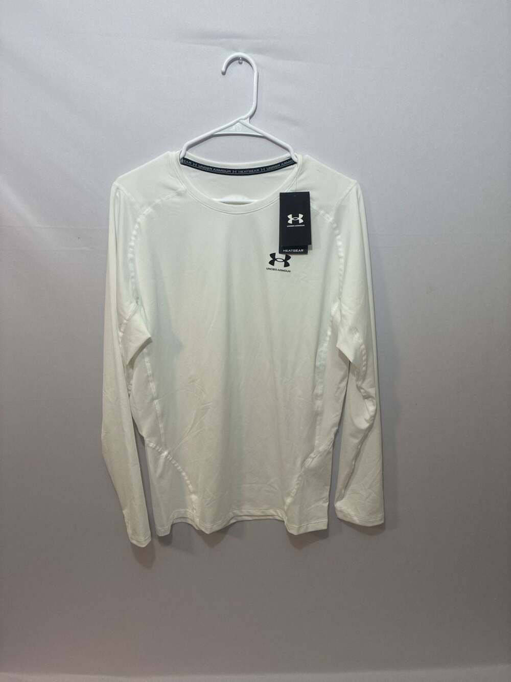 Under Armour HeatGear White Long Sleeve Compression Athletic Shirt with Tags